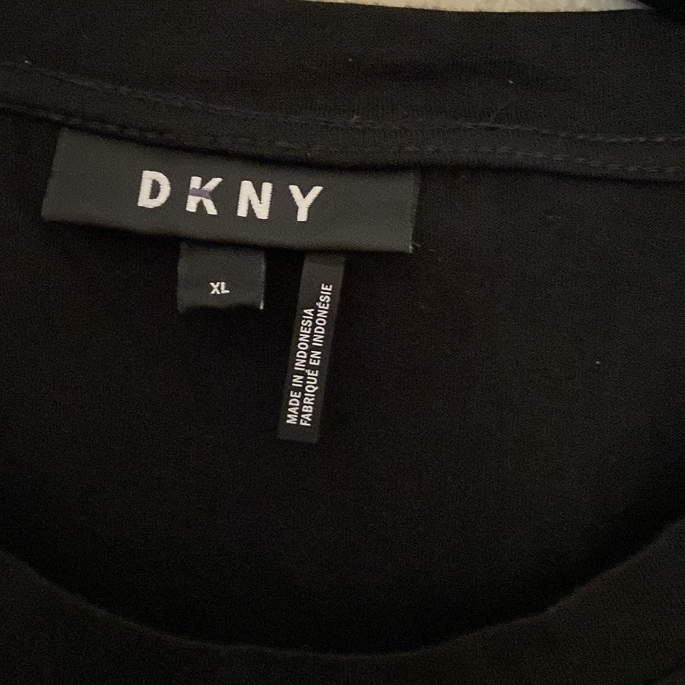 DKNY TOP - Picture 2 of 2